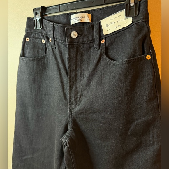 ✨NWT Abercrombie and Fitch Ultra High Rise 90’s Straight - Picture 3 of 6